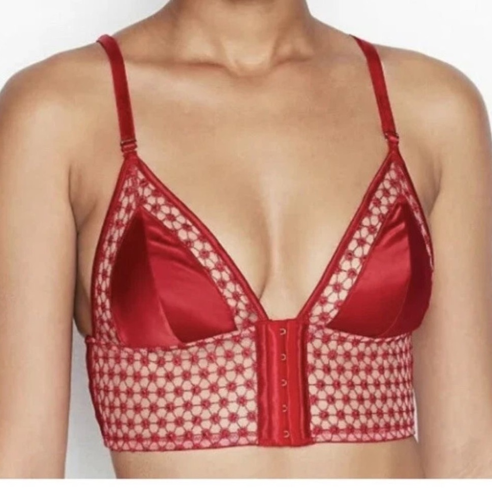 NWT Victoria Secret Luxe Lingerie Starburts Embroidered Bralette Red Size L